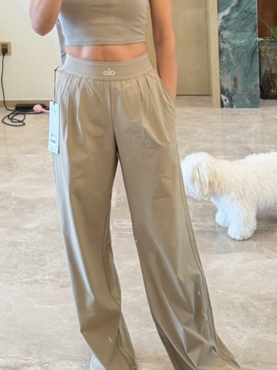 ALO Yoga Pants - NWT ALO Yoga Suit Up Trouser Gravel Color,Regular 30"inches,Women's pants👩💖